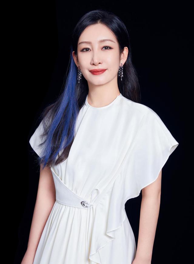 秦海璐|秦海璐闪电瘦身到无一丝赘肉，大方晒出减肥方法，直言没大量运动