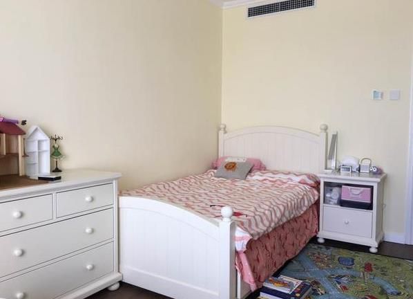 |晒一套141㎡新房,装修简单,让我越看越爱,经典耐看显气质