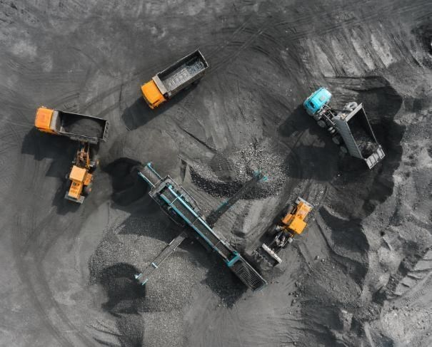 新疆维吾尔自治区|我国煤炭储量最大的县城：保守估计有2千亿吨，一人能分到6亿！