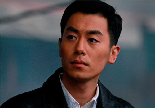 王凯|“当初嫌他丑，现在追成狗”的几位男星，看到最后一位，脸有点痛