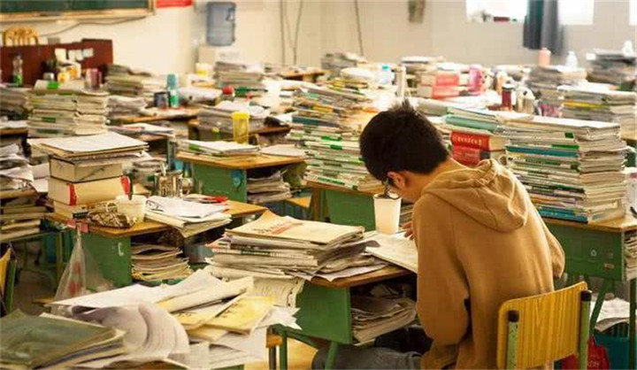 高考状元|“中国最牛高考状元”，总成绩749分差一分满分，今现状如何了？