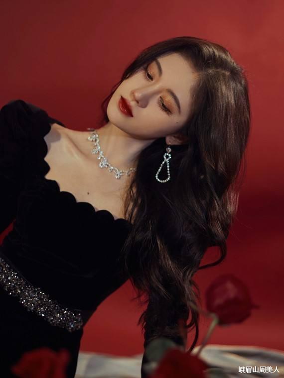 发型|?女人头发别瞎剪,今秋流行这5款“发型”就对了,时髦显脸小