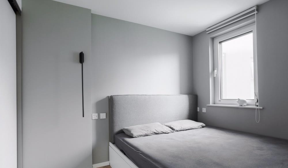 『』夫妇俩买下42平小户型,巧用柜子代替隔墙,全屋收纳倍增,晒晒