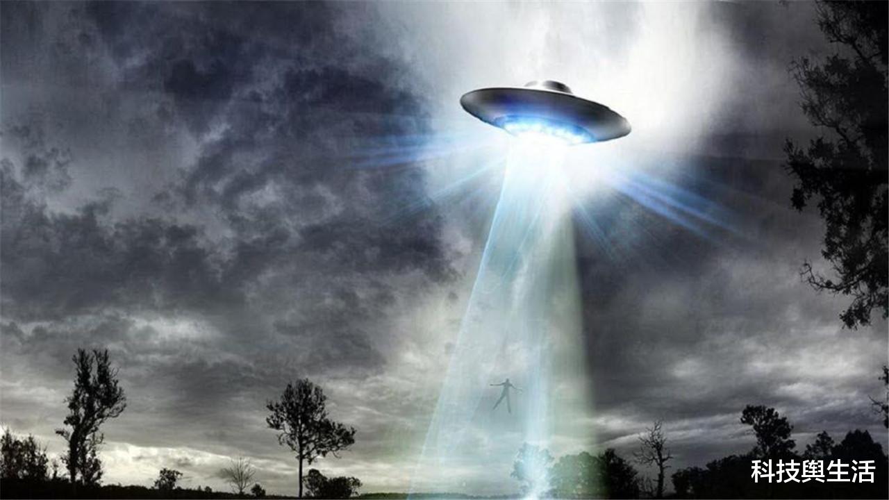 外星人|外星人曾造访过地球？1977年出现的“神秘人”，黄延秋接触过！