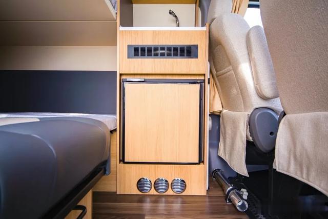 江淮汽车|宇通新款房车亮相主打亲民！车内3床位还有独立卫浴，售价19.8万