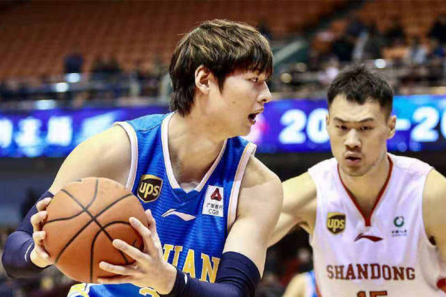 易建联@不是周琦易建联！马布里谈中国男篮谁能打NBA，说出来你可能不信