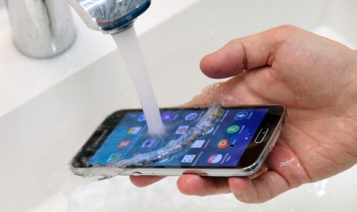 无线充电|超4000元手机，2K，无线充电，防水，轻薄，最不能容忍哪个缺失？