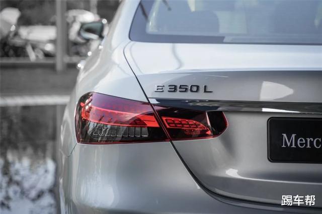 奔驰E级|新款奔驰E级上市，5系昨晚睡得好吗？