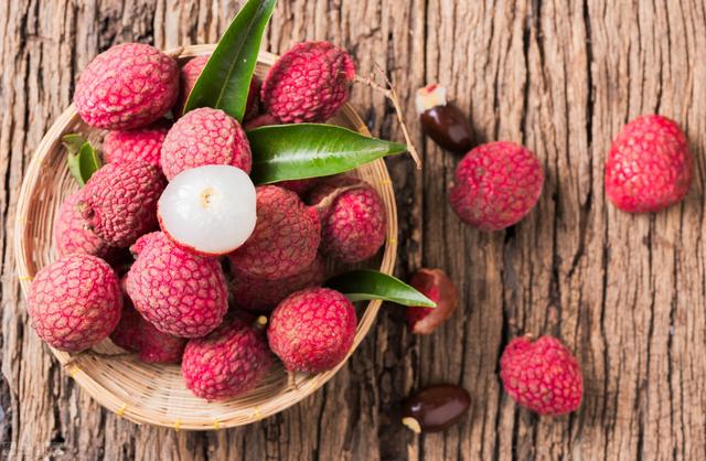 龙眼▲男人雄性激素旺盛,五种迹象很“突出”,若你也有,真替你高兴