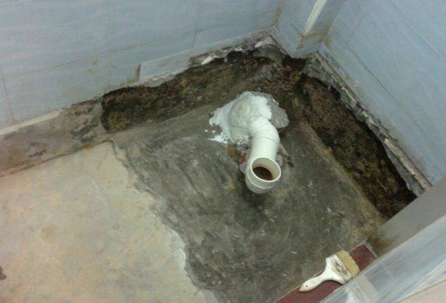 【】马桶移位并不难，3种方法可以做到，但每种方法都有注意事项