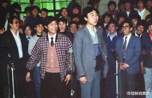冯巩|他是一代相声奇才，当红时抛下冯巩移居海外，为何成了“阶下囚”