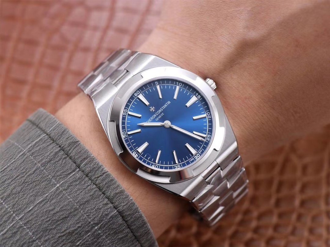 苹果|Siri说表:XF厂江诗丹顿纵横四海海外超薄2000V “骚蓝”