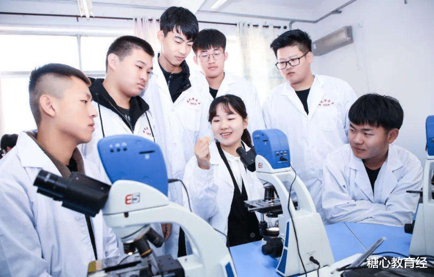 大学|这4个大学专业遭家长“嫌弃”，但其实人才需求量大，薪资待遇高
