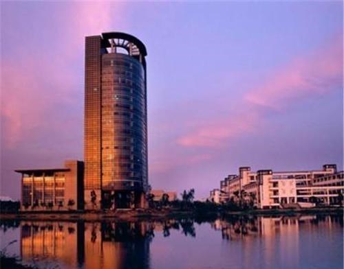 投档分数线|“浙大很猛，甩了上海交大，比北大还高3分！”用高考投档线证明