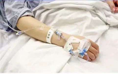 辽沈晚报|三个儿子一致放弃抢救，一场大病让家庭支离破碎！给所有人敲响警钟！