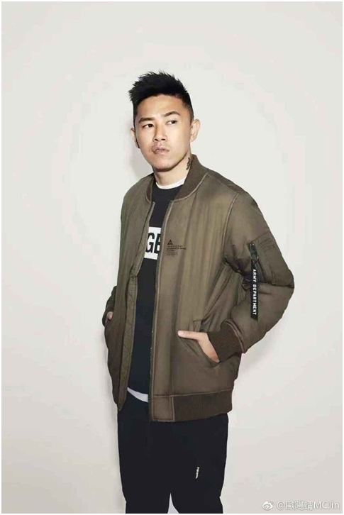 阿联酋|89岁华裔老人被掌掴并被点火烧，吴彦祖、欧阳靖悬赏缉凶！