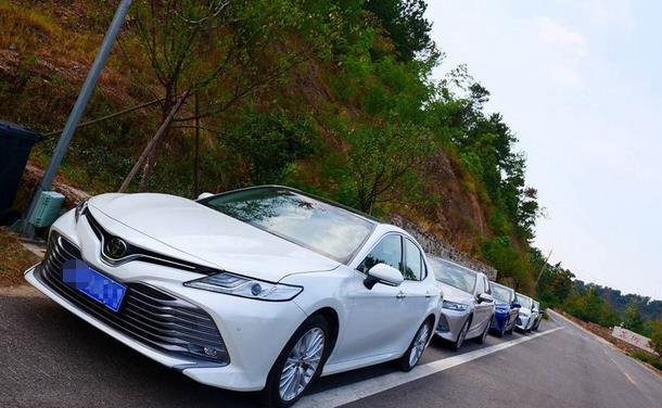 北京现代|开过现代索纳塔，5个月后再开丰田凯美瑞，车主想说句实在话