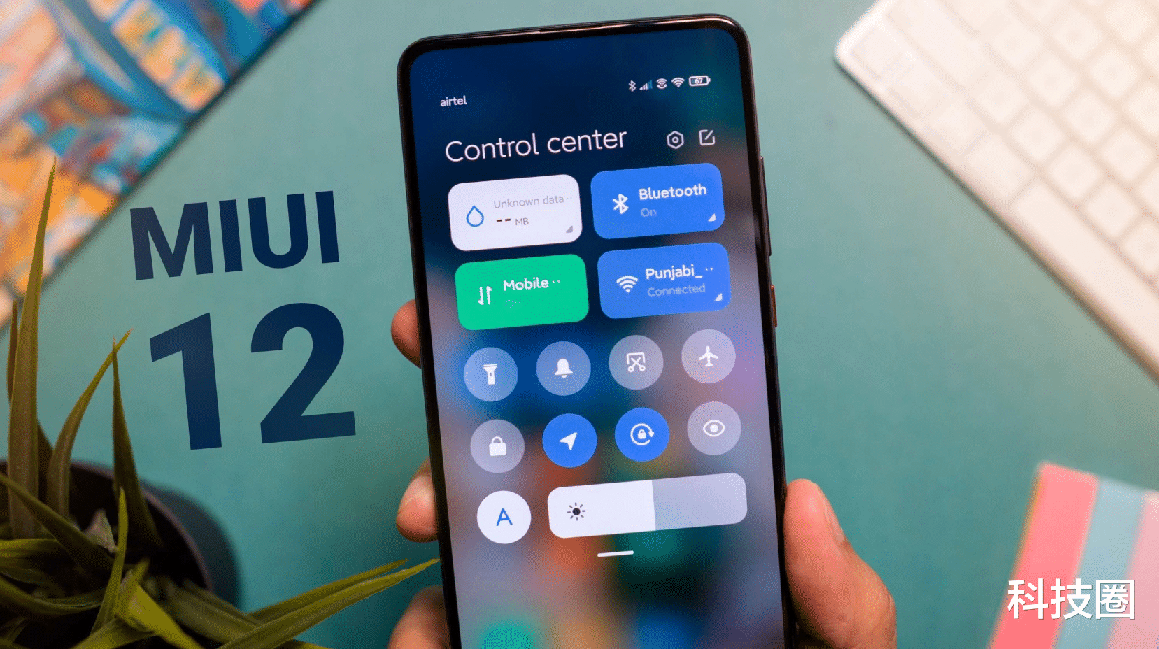 小米科技▲小米高管称小米10适合担心安卓不好用的苹果用户，已媲美iOS