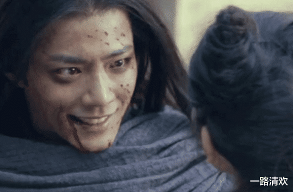 【邓伦】同样入魔黑化,肖战靠眼神,邓伦靠龇牙,伟霆靠邪笑,唯独他只需一个转身!