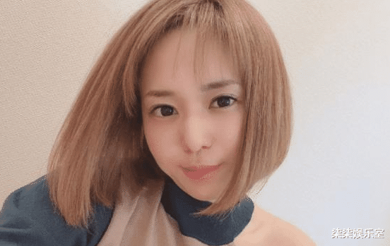 苍井空▲苍井空晒双胞胎照片，网友的恶搞评论成亮点，苍井空首次怒删评论