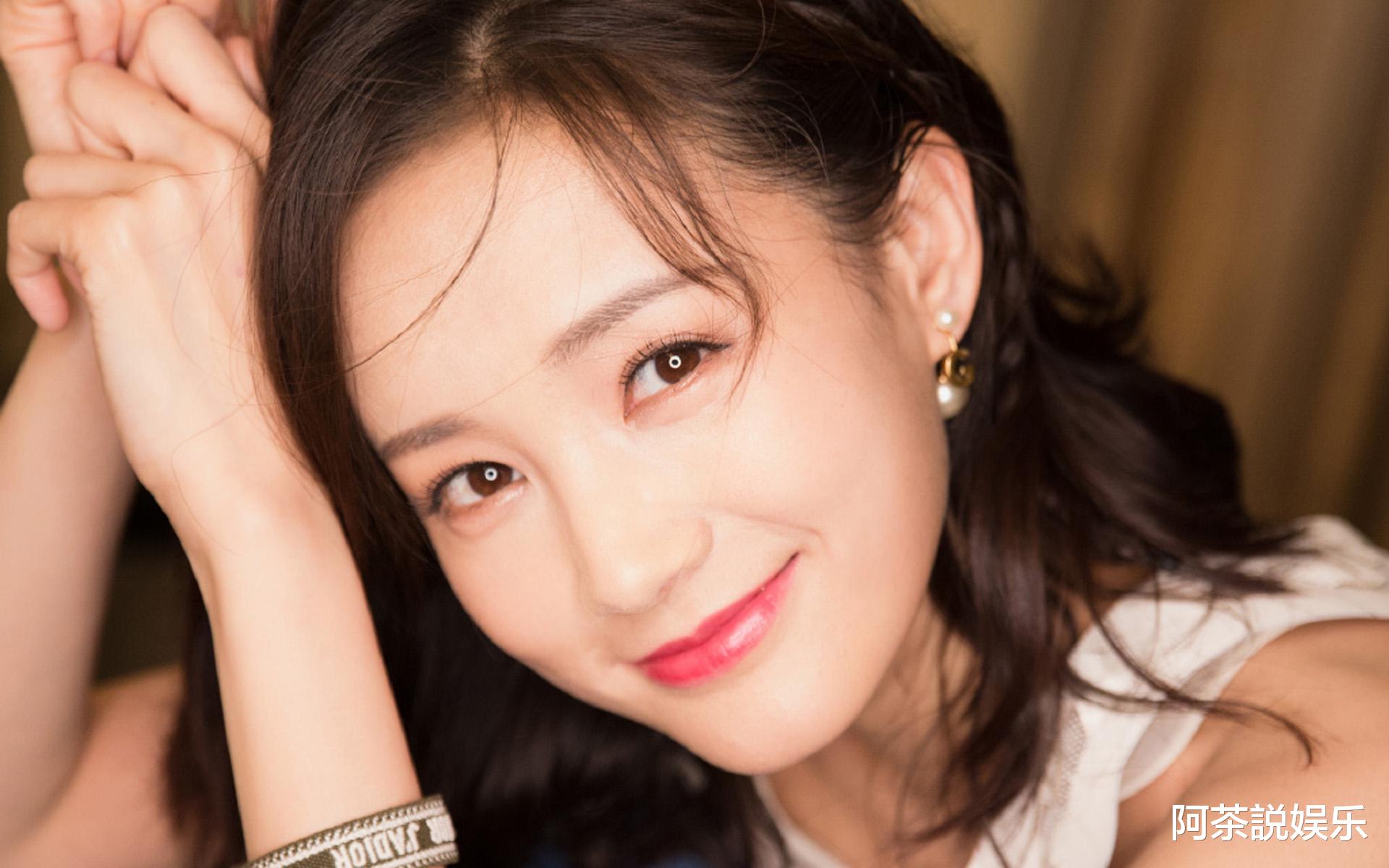 "强捧遭天谴"的实例,5年演15次女主,结果连赵露思都比不过!