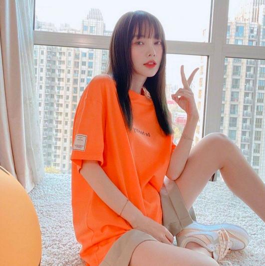 「李小璐」李小璐瘦成皮包骨带亲妹妹直播？惨遭网友谩骂，令她一度不敢抬头看屏幕