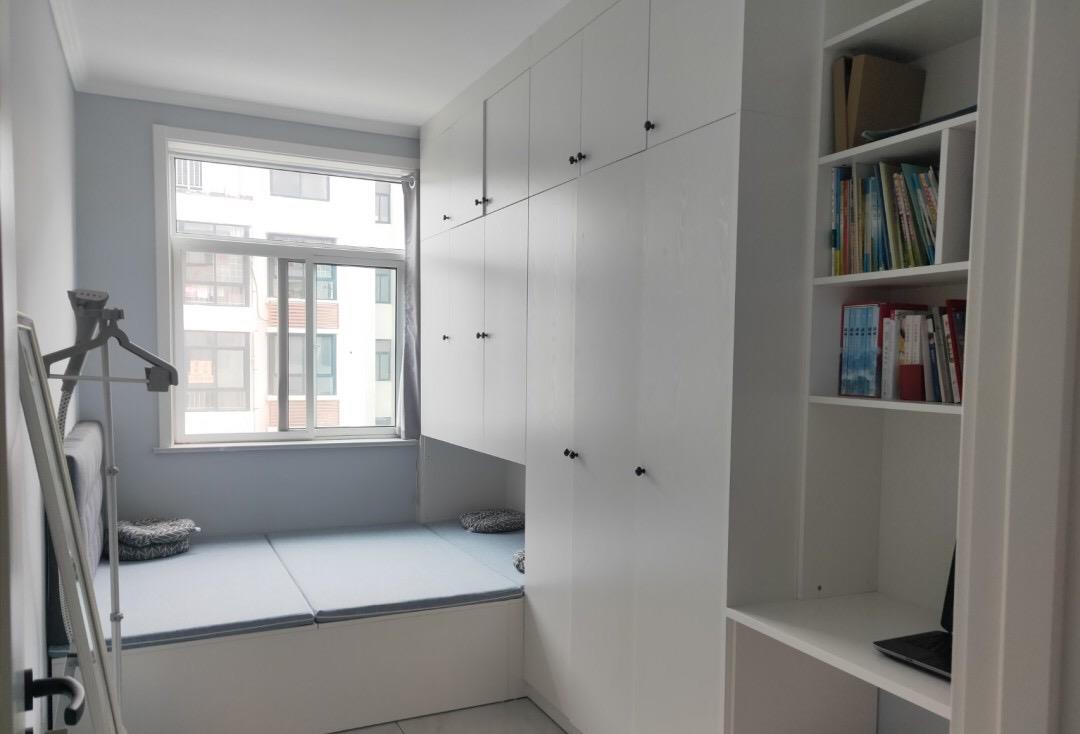 |学她家装修,不做吊顶很舒适,设计的电视墙非常实用,特别喜欢!