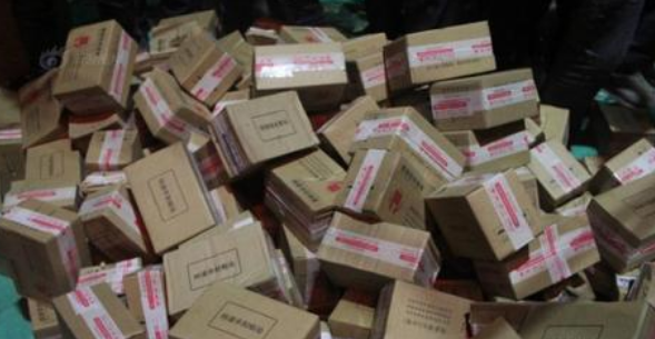 快递业|“混乱”的快递江湖！用户却成了最后的买单者？