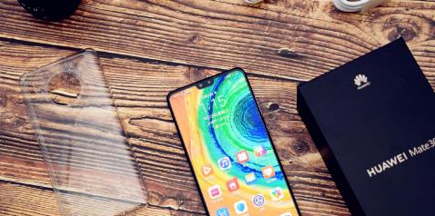 [5G]华为Mate30 5G跌到“学生价”，网友：终于盼到了！