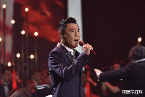 屠洪刚|唱了一辈子歌都没红，培养的儿子却火遍大江南北，网友：不一般！