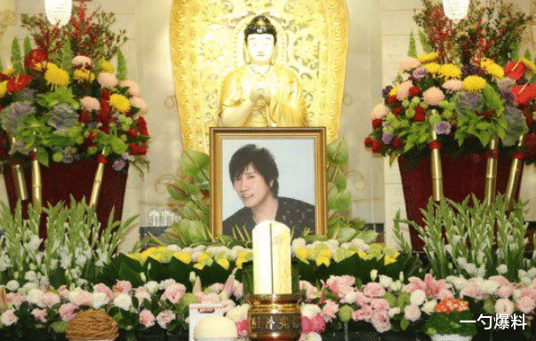 「退休」曾上春晚舞台一炮而红,很快消失大众以为他退休了,其实已去世多年