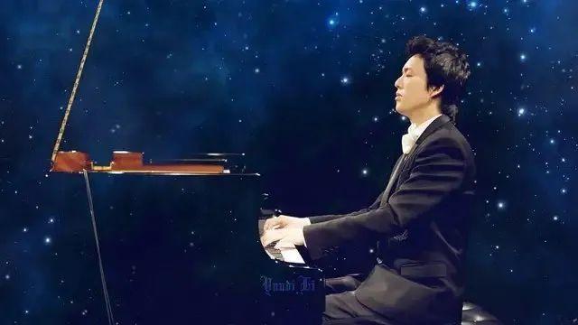 李云迪|与美女深夜回家、互动亲密，“钢琴王子”李云迪疑似新恋情曝光？