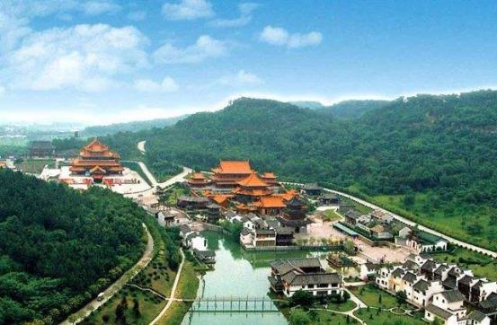 |亚洲一个镇GDP超过80个国家，达到千亿级别，国内没一个镇能比