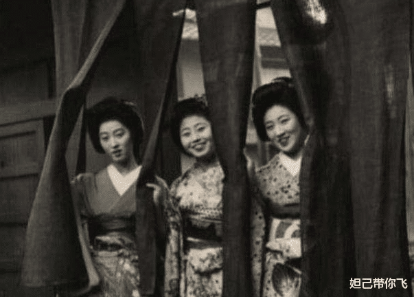 「」二战结束后,日本用什么方法快速恢复1亿人口?学生们受苦了