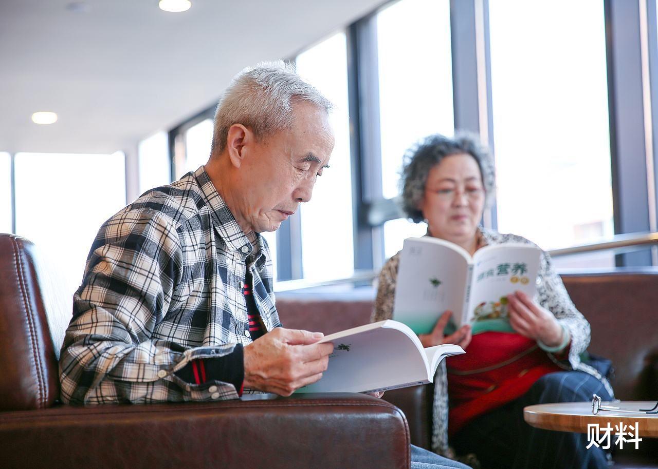 延迟退休|延迟退休要来了,反对声大?工会界建议:这类人可以“提前退休”