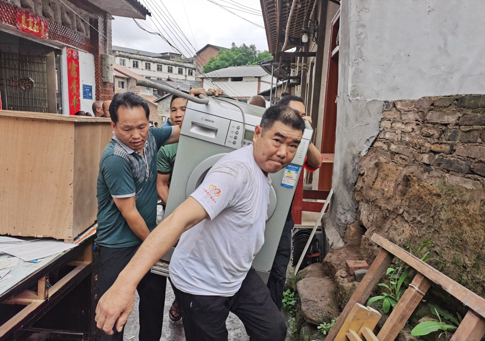 江津▲超1998年洪水水位！江津打响人民防汛战！