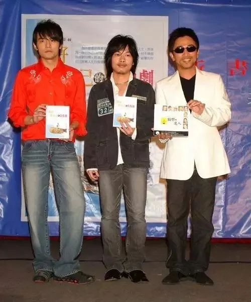 「方文山」天青色等烟雨,而我在等你:中学毕业的方文山,写出华语乐坛的璀璨