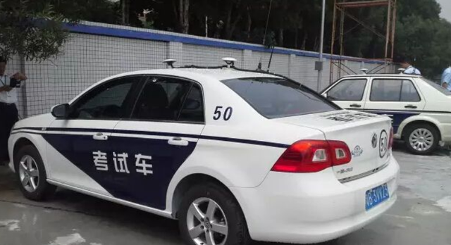 交通法规|8月份开始,违章消分新规开始实行!车主:终于等到了这天的到来