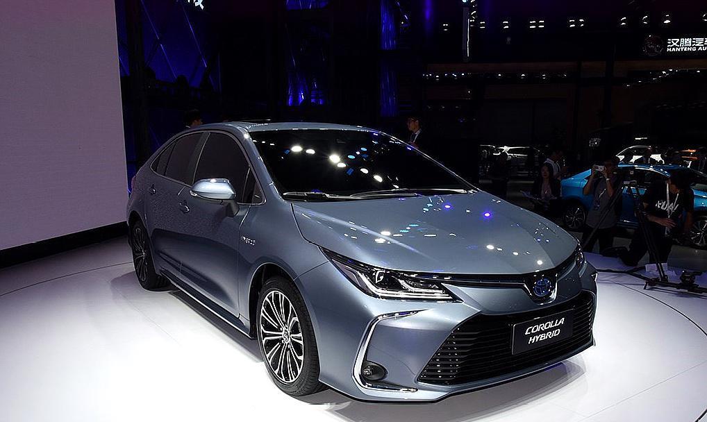 「丰田普拉多」这才是丰田的“王牌”,油耗4L,品控世界皆知,一年卖出355156台