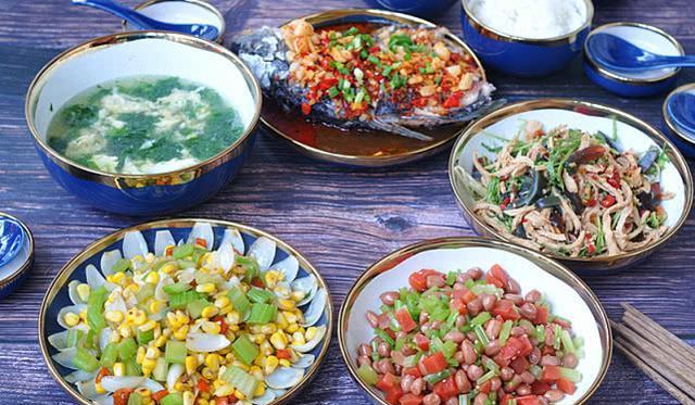 [土豆]自从妈妈来我家，一日三餐大变样，这样的饭菜，伙食费交不起了！