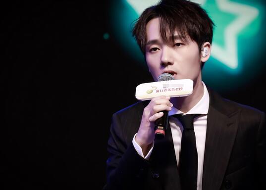 蒋敦豪|《中国好声音》冠军，以新人身份又一次参赛，第一场就被淘汰