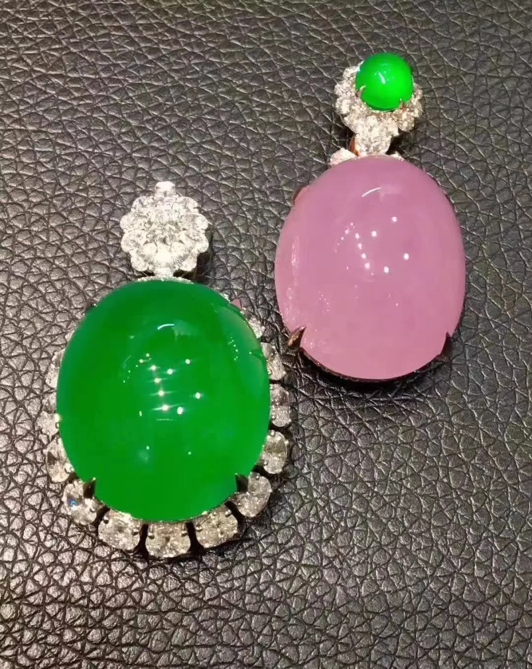 翡翠|翡翠美货欣赏！看下养养眼！手镯、吊胆、戒指合集。