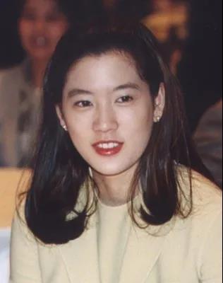 豪门|嫁豪门11年，拿走6亿分手费的三星“前太子妃”，如今怎么样了？