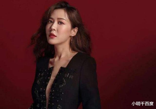 [爱情公寓]爱情公寓拍了5部，演员演技没啥长进，倒是三个女主角的脸都换了