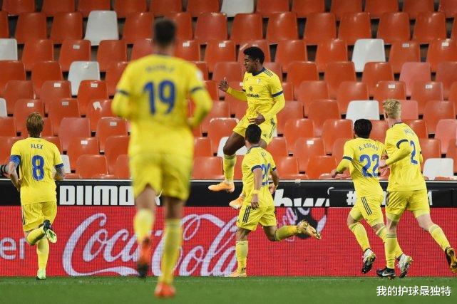 许银川|1-1！8轮不胜！西甲6冠王一夜刷爆38年耻辱纪录，皇马被狠狠扎心