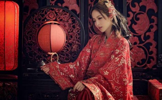 戚夫人■被斩断四肢做成“人彘”的戚夫人，为何没流血而亡？真相毛骨悚然