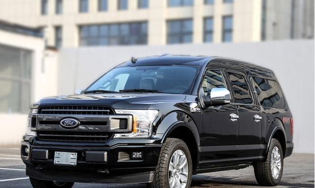 福特@终于对“猛禽”下手了,3.5T V6+10AT+两把差速锁,国产后更气派