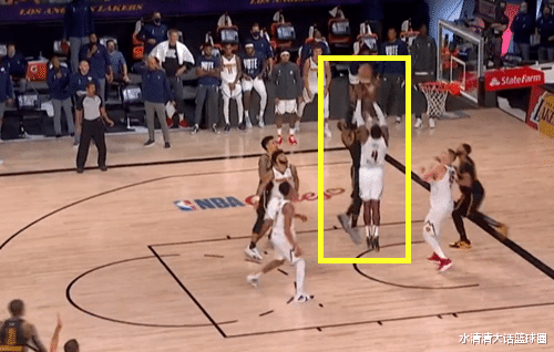 勒布朗·詹姆斯|细节决定成败！浓眉2.1秒绝杀前，詹姆斯完成四项关键工作