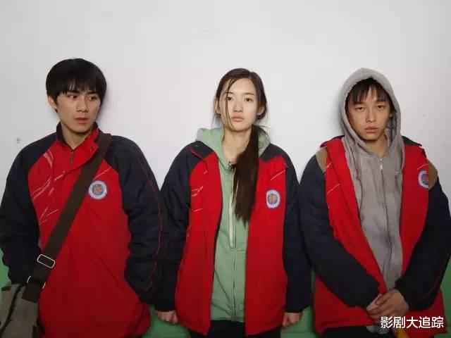 吴昕@娱乐圈发现女版罗志祥，23岁四段恋情，还有导演男友为其自杀？