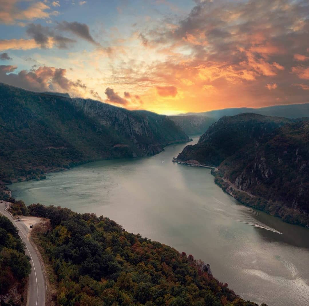 「塞尔维亚」五分钟告诉你塞尔维亚有多美！